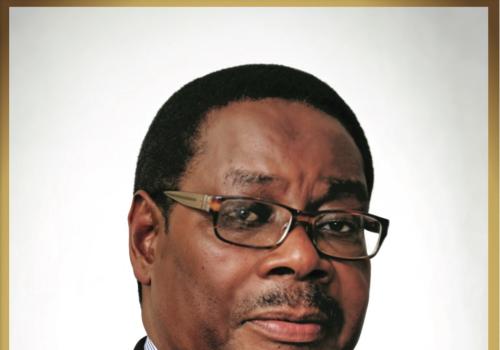 Président de l'Organe de coopération en matière de politique, défense et sécurité de la SADC  S.E. le Professeur Arthur Peter Mutharika  Président de la République du Malawi